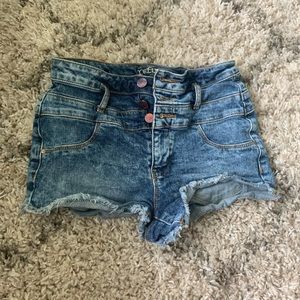 Refuge Button Up Jean Shorts